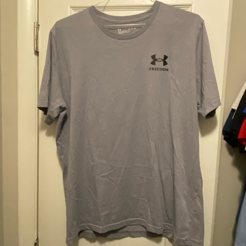 Under Armour t-shirt